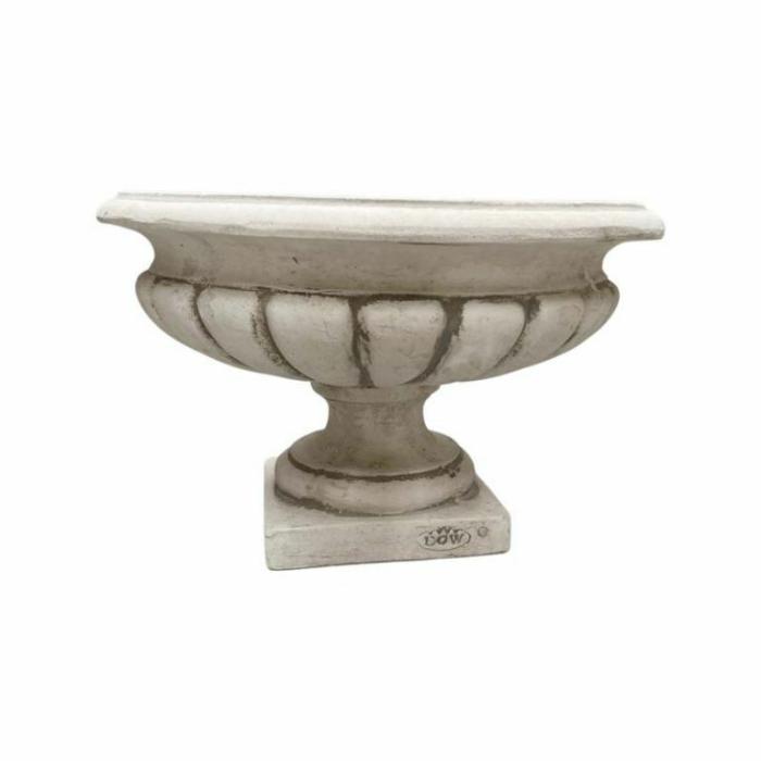 Feature Pots & Urns | Fourni Urn Feature Pots & Urns Feature Pots & Urns