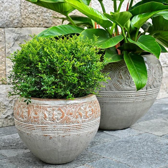 Outdoor Pots | Sfera Egg Pot Feature Pots & Urns Feature Pots & Urns